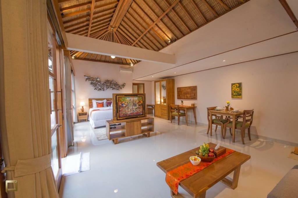 Maitri Villa Ubud Exteriör bild